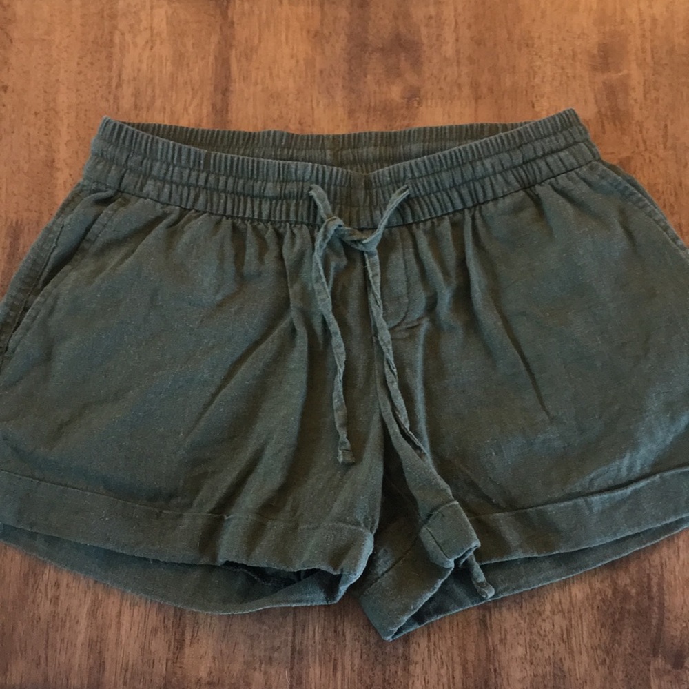 Old Navy linen blend shorts